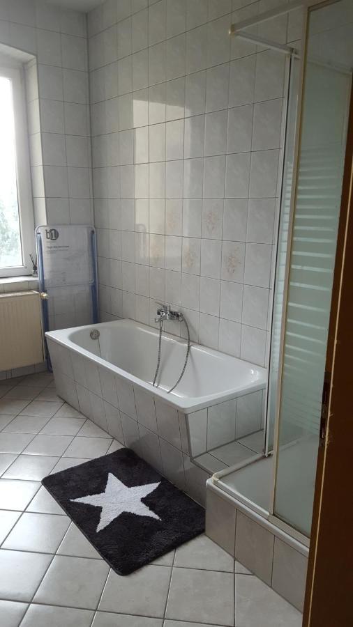 Monteurwohnung Bei Nina Zeitz Exterior foto