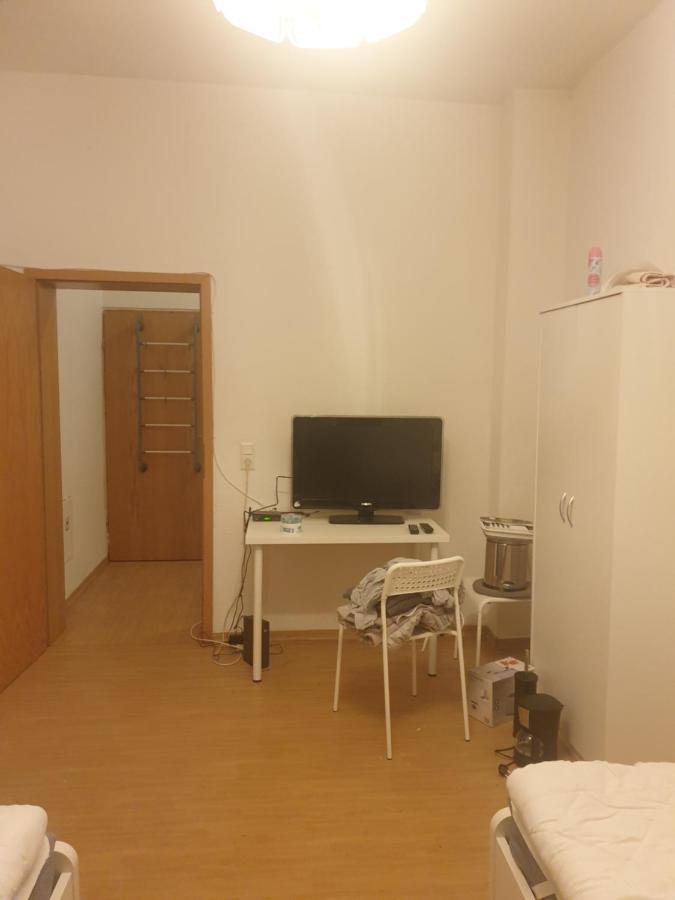 Monteurwohnung Bei Nina Zeitz Exterior foto
