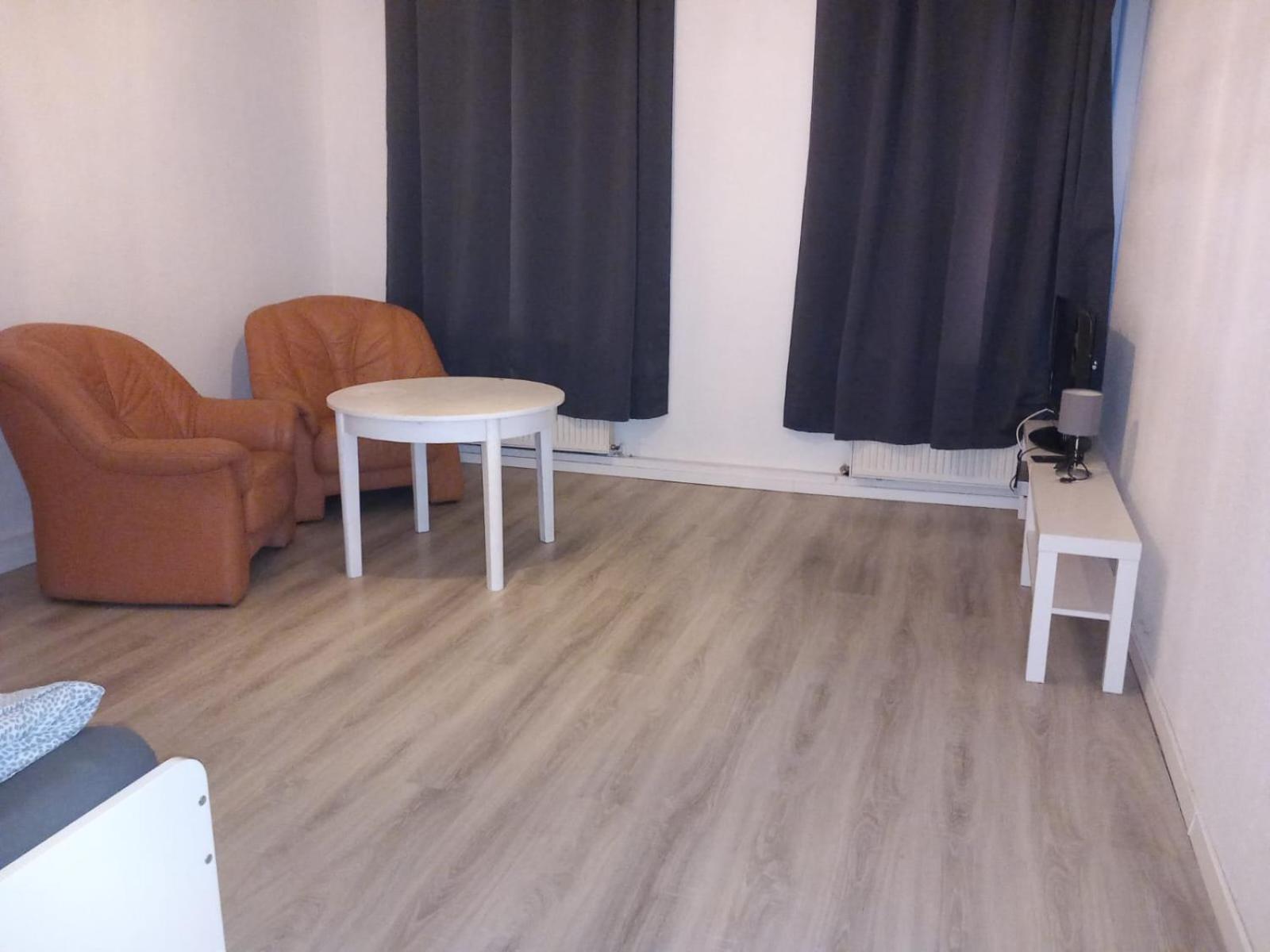 Monteurwohnung Bei Nina Zeitz Exterior foto